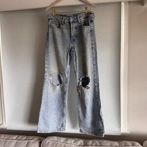 Distressed Light Blue Boyfriend Jeans